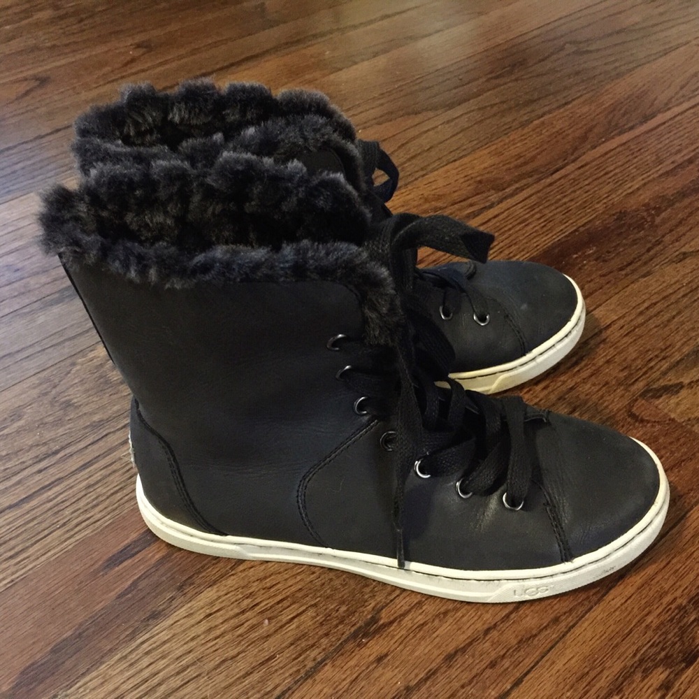 UGG women’s Croft Luxe Quilt Boot